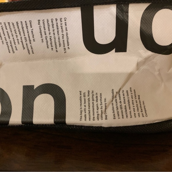 Lululemon Lunch Tote - Picture 3 of 4